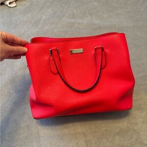 Kate Spade purse and wallet! In great condition!